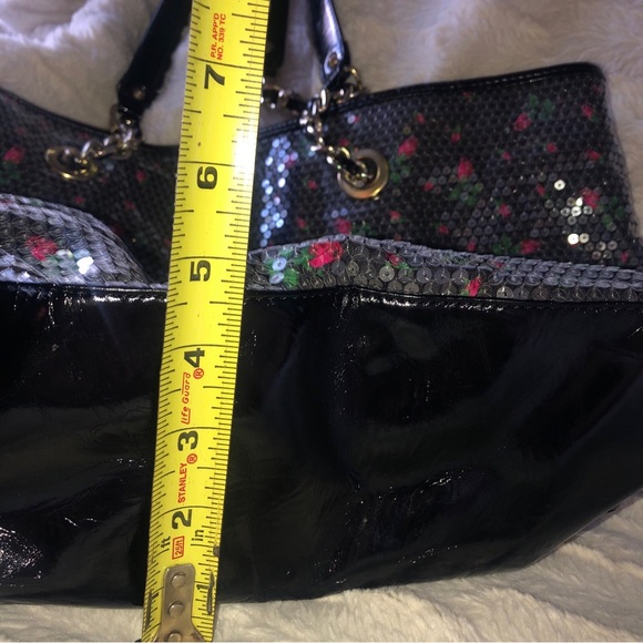 Betsy Johnson sequin floral (roses) Tote. Large  chain double handle - Picture 7 of 16